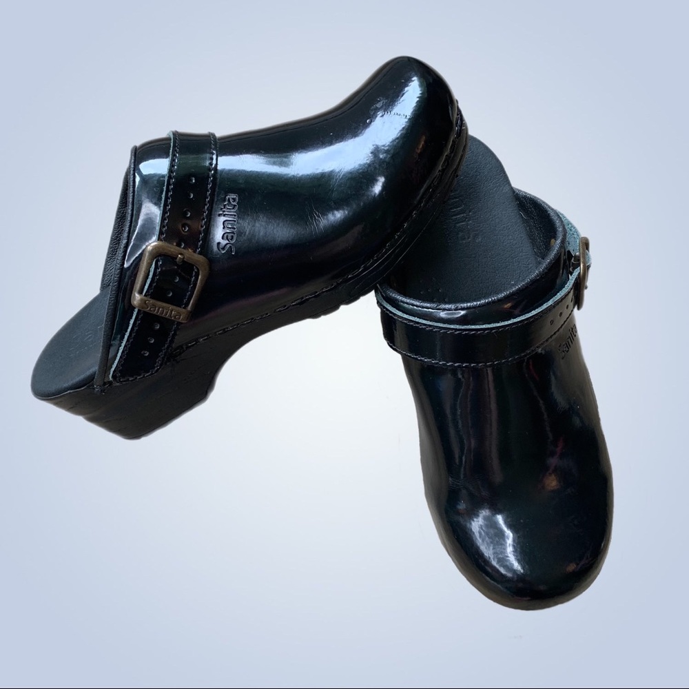 SANITA Black Patent Leather Clogs Open Back EU 37 US 6.5 Low Heel Comfort Shoes